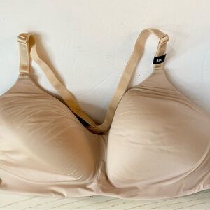 NWT TORRID Wire Free Lightly Lined Everyday Bra 42C Beige